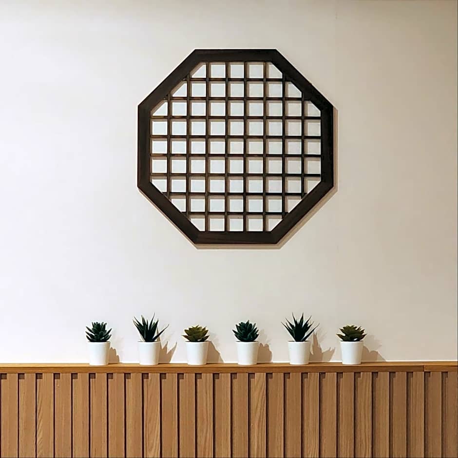 Gyeongju Hotel Check-in Bulguk