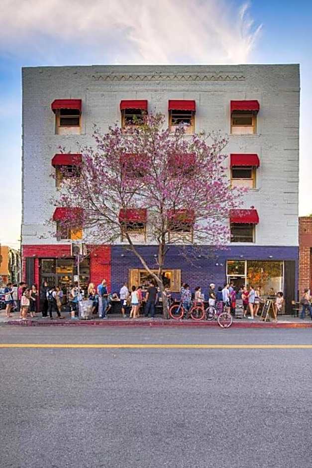 American Hotel