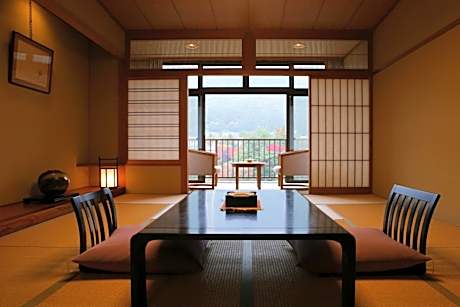 Japanese-Style Room