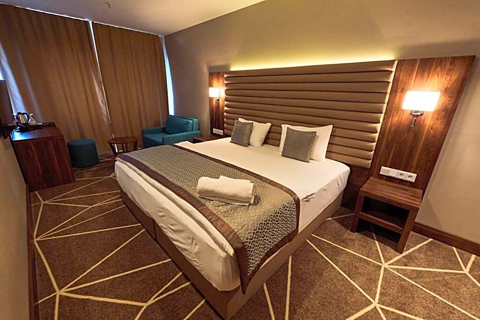 Puzzle Hotel Airport Frankfurt
