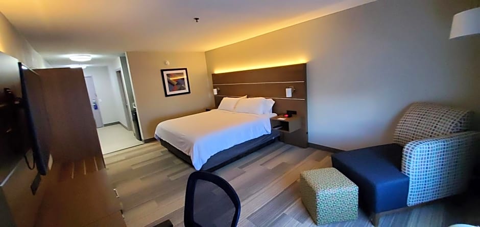 Holiday Inn Express Hotel And Suites Kinston By IHG