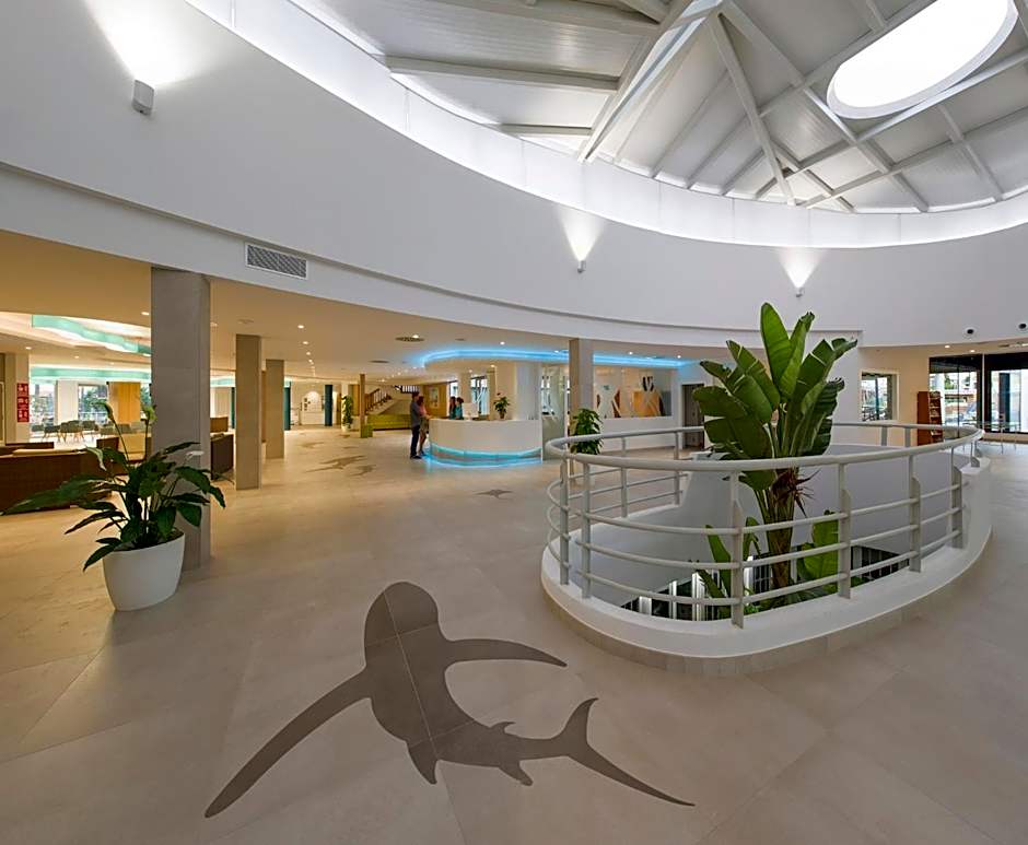 Marvell Club Hotel & Apartments