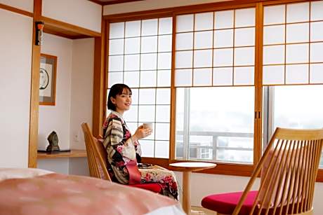 Twin Room with Lake View