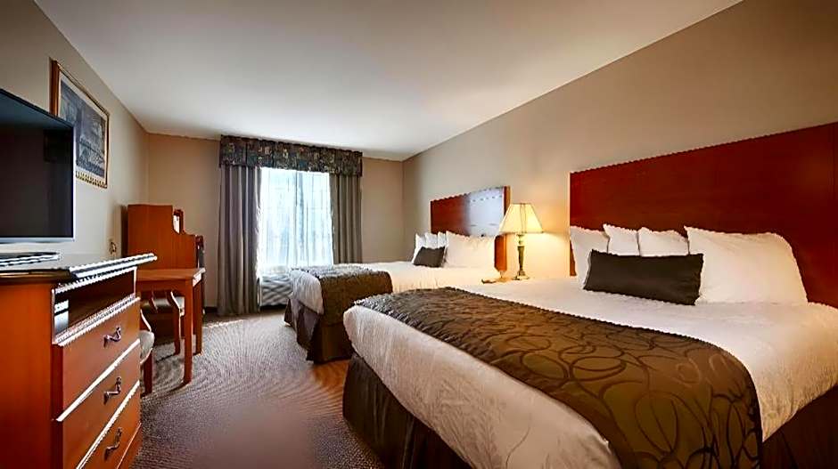 Best Western Plus Twin View Inn & Suites
