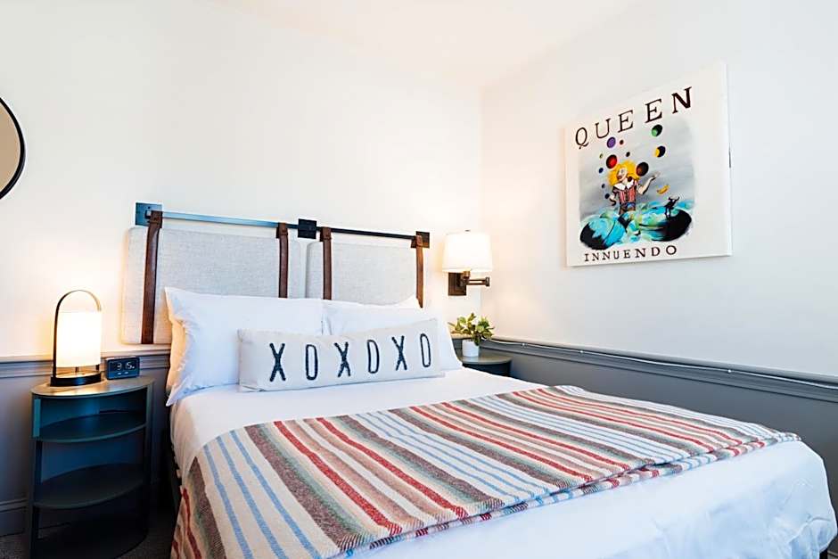Mercury Hotel Provincetown