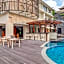 Palette Signature Hotel