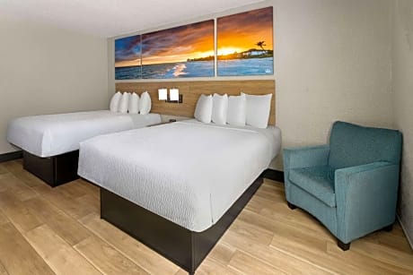 2 Queen Beds Deluxe Room Non-Smoking