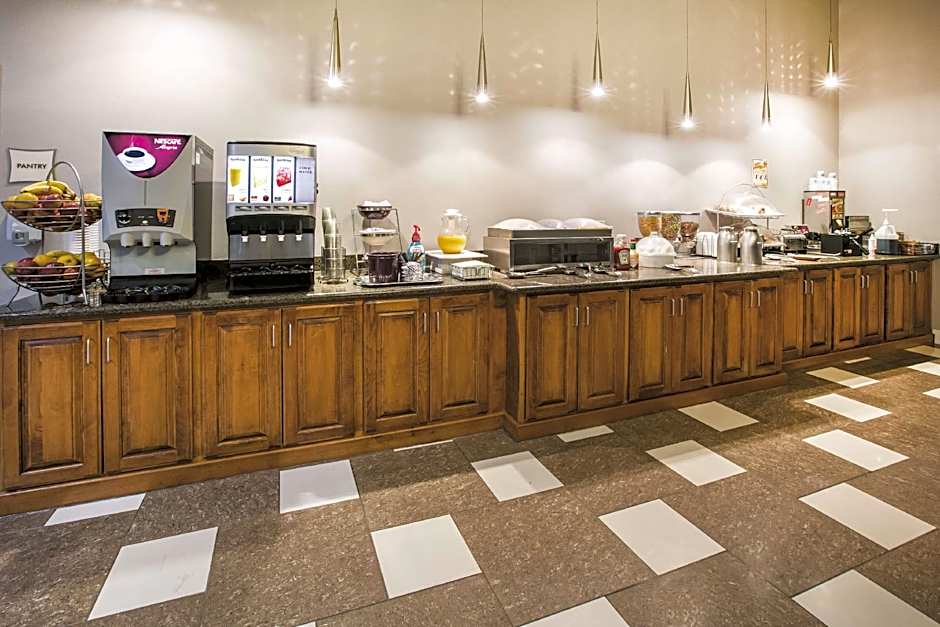 Baymont by Wyndham Dallas South-DeSoto – DeSoto, TX