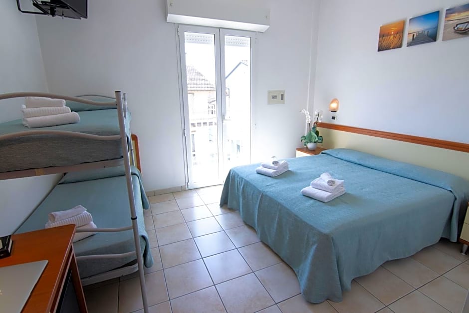 HOTEL ADRIA BEACH