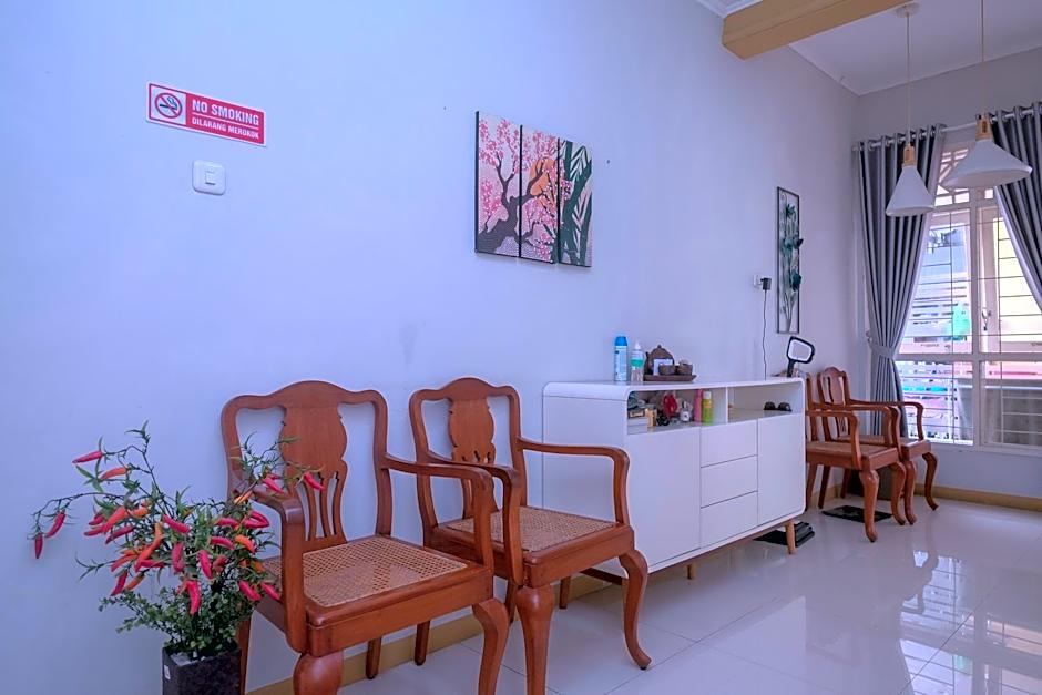 RedDoorz Syariah near Kampus UNSOED Purwokerto