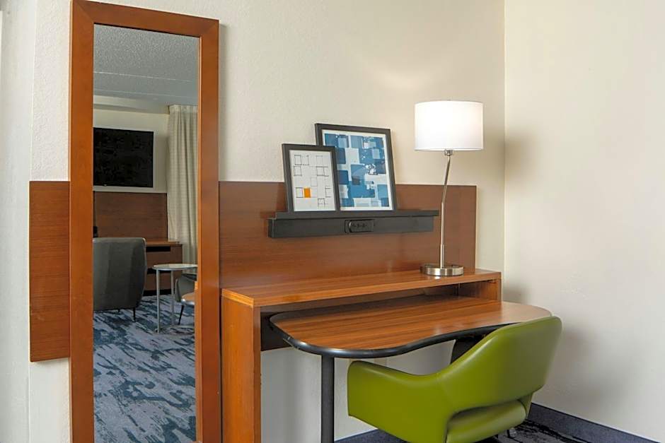Fairfield Inn & Suites by Marriott Atlanta Airport South/Sullivan Road
