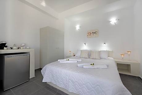 Suite with Hot Tub