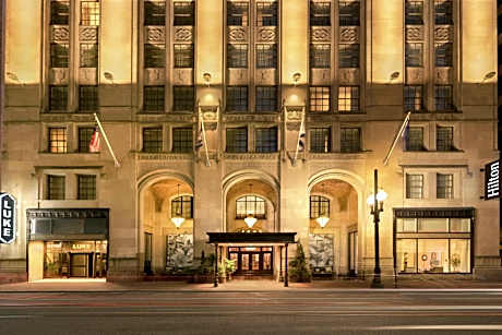 Hilton New Orleans/St. Charles Ave. French Quarter Area