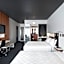 Alt Hotel Toronto Pearson