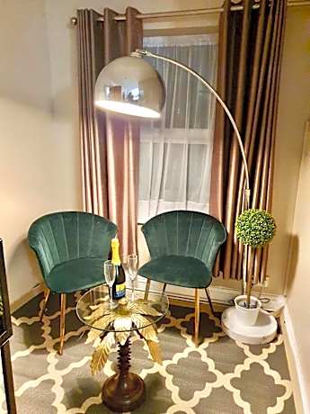 Deluxe Double Room with Bath