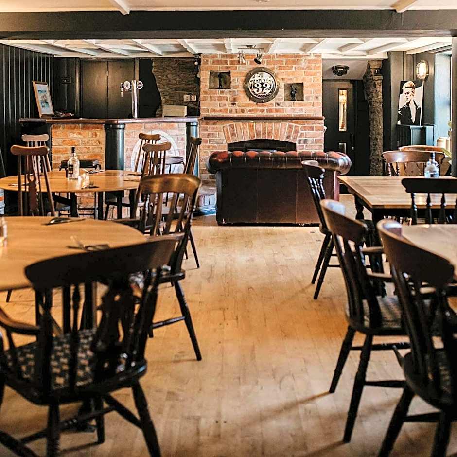 The Lugger Inn