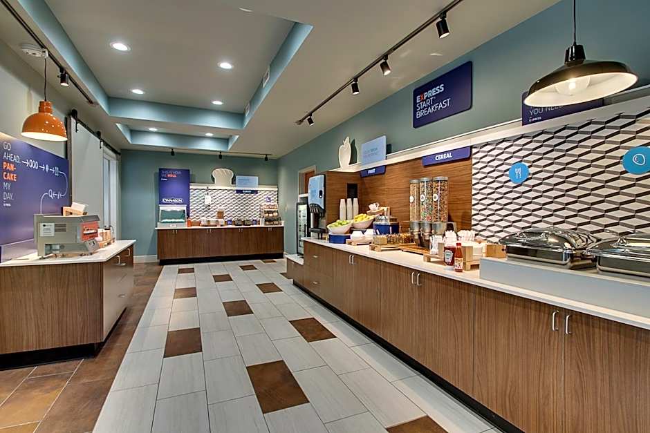 Holiday Inn Express Hotel & Suites Austell Powder Springs By IHG