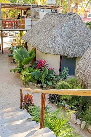 Queen Cabin with Garden View