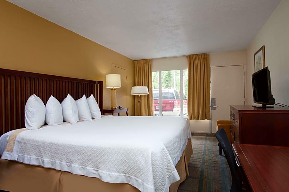 Days Inn by Wyndham Daytona Beach Speedway
