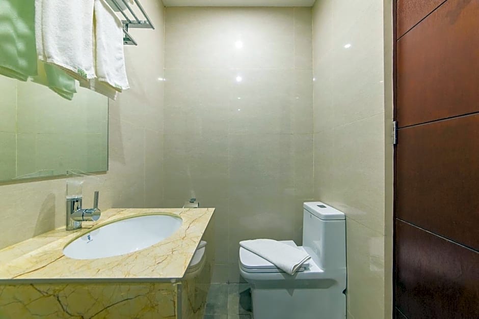 Eastland Hotel and Residences