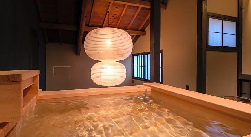 Nazuna Kyoto Higashi Honganji