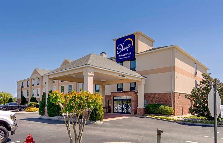 Sleep Inn & Suites Prince George near Fort Lee