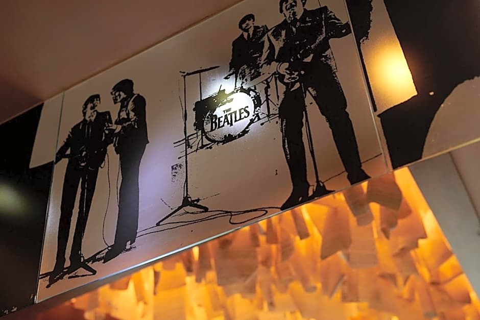 Hard Days Night Hotel