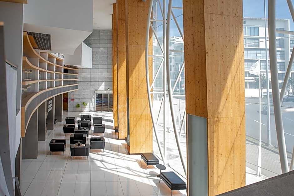 VIP Executive Azores Hotel