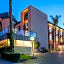 Coast Burbank Hotel