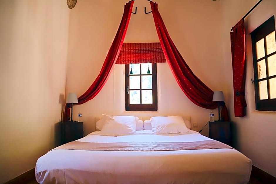 Château De La Caze Piscine & Spa - Ste Enimie