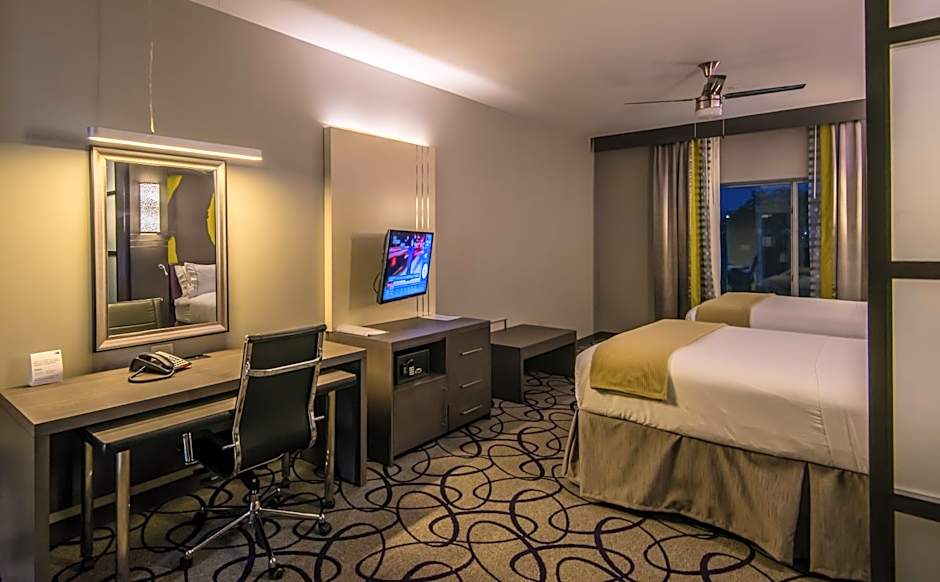 Holiday Inn Express & Suites Garland E - Lake Hubbard I30 By IHG