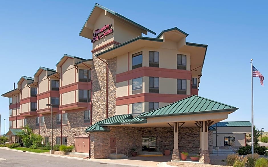 Hampton Inn & Suites Parker