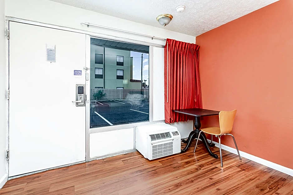 Relax Inn by OYO Columbus OH I 70