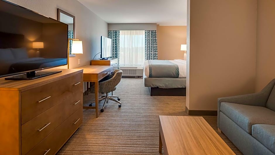 Best Western Plus Desoto