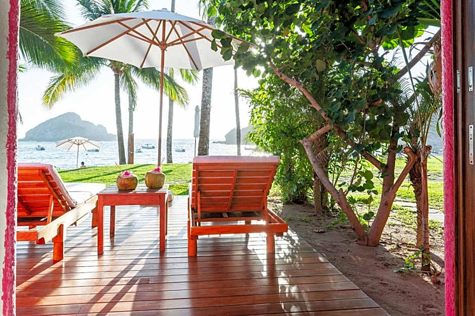 Bungalows & Casitas de las Flores in Careyes
