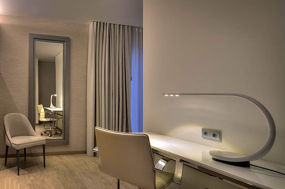 NH Collection Porto Batalha