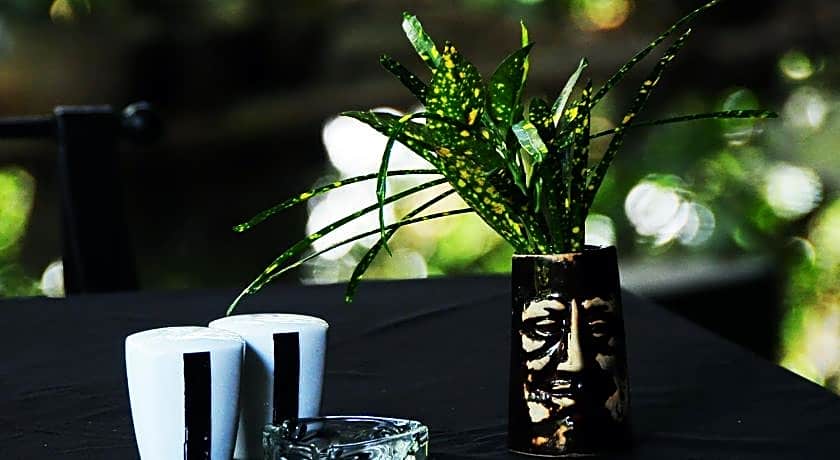 Boulder Garden Hotel