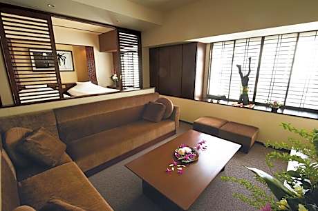 Suite with Open-Air Bath