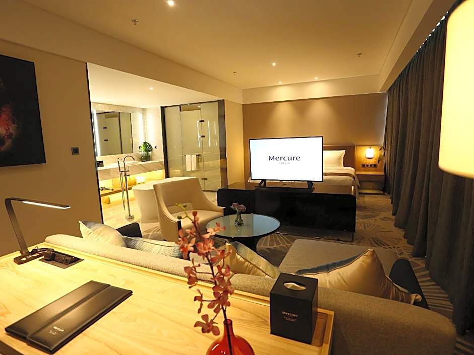Mercure Panjin
