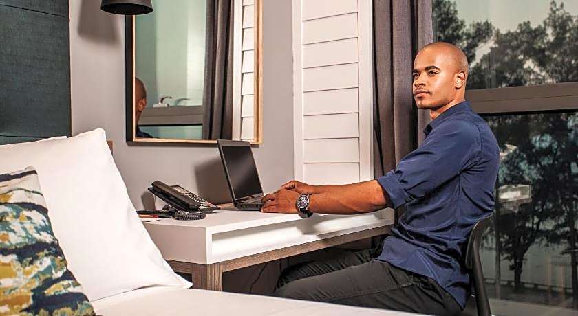 StayEasy Hotel Maputo