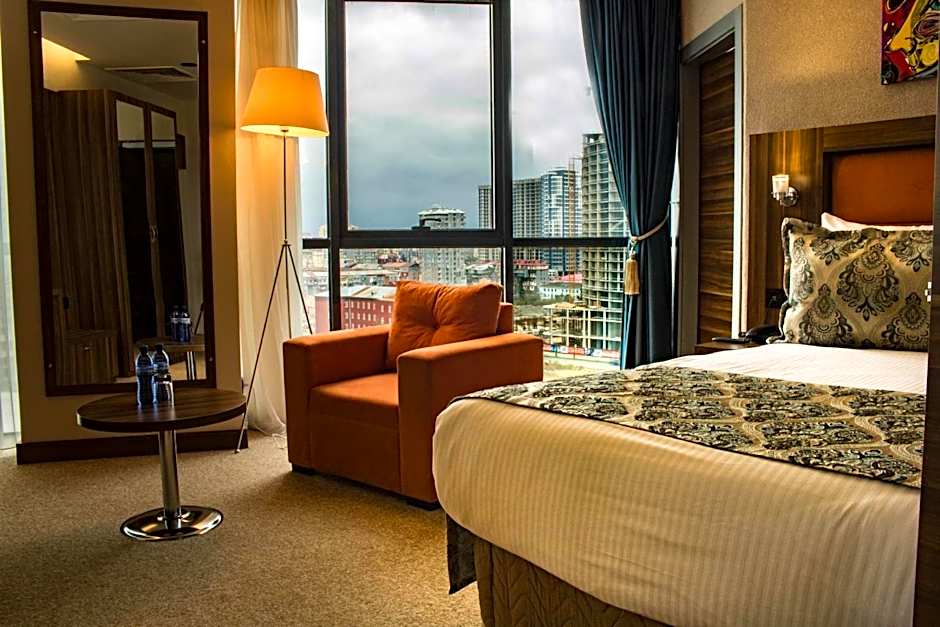 Sky Tower Hotel