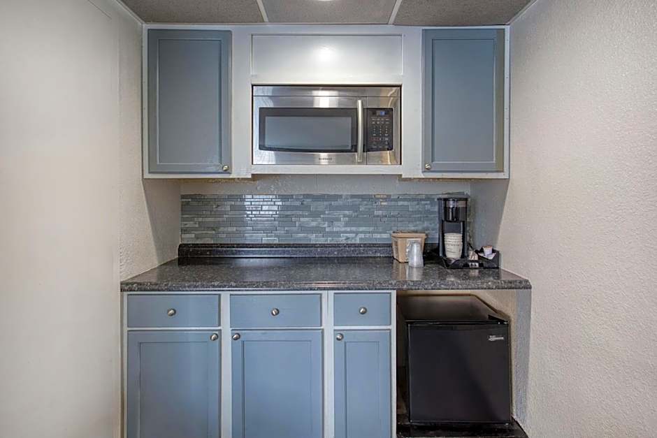 Best Western Executive Inn