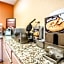 Econo Lodge Inn & Suites Tuscaloosa I-20