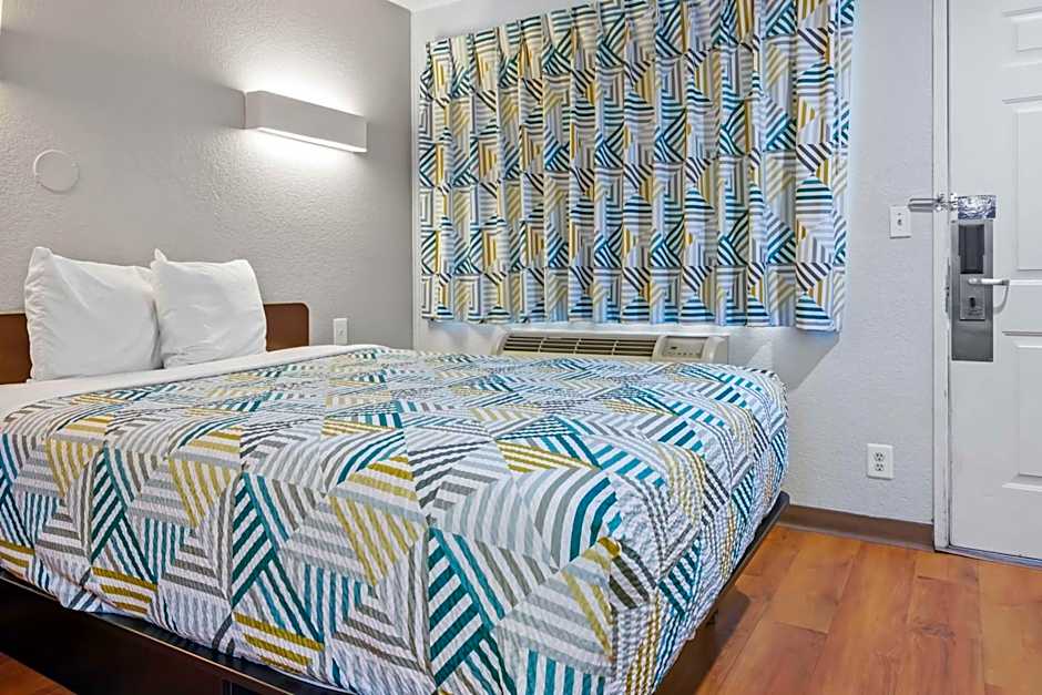 Motel 6 Ventura Beach