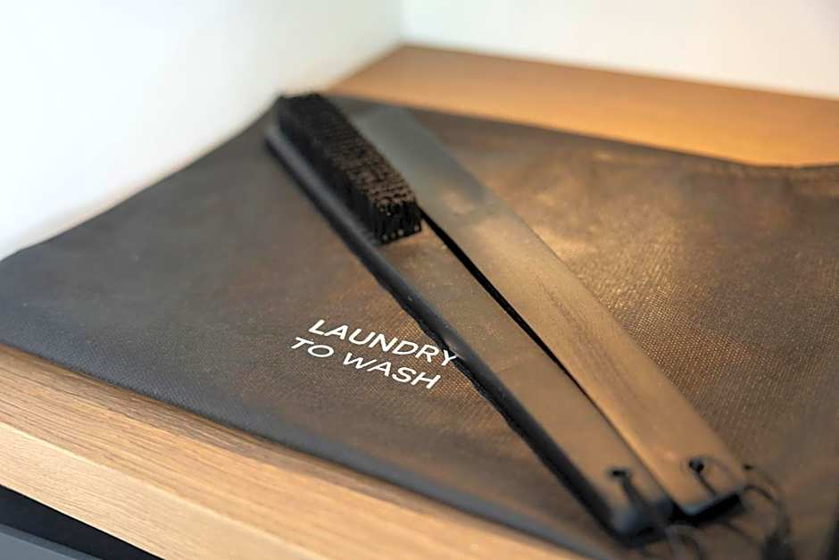 Hi Hotels Sirmione - Lakeview Pool