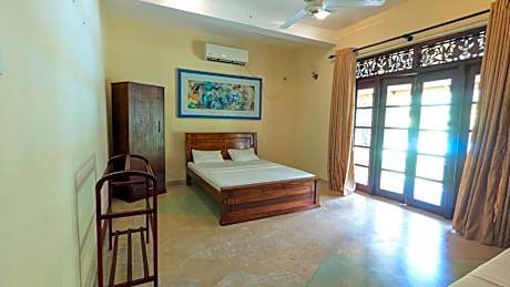 Triple Room with Pool View