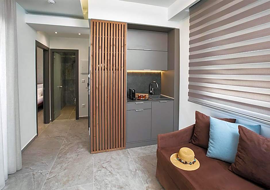 SUN RESIDENCE Exclusive Seaside Suites