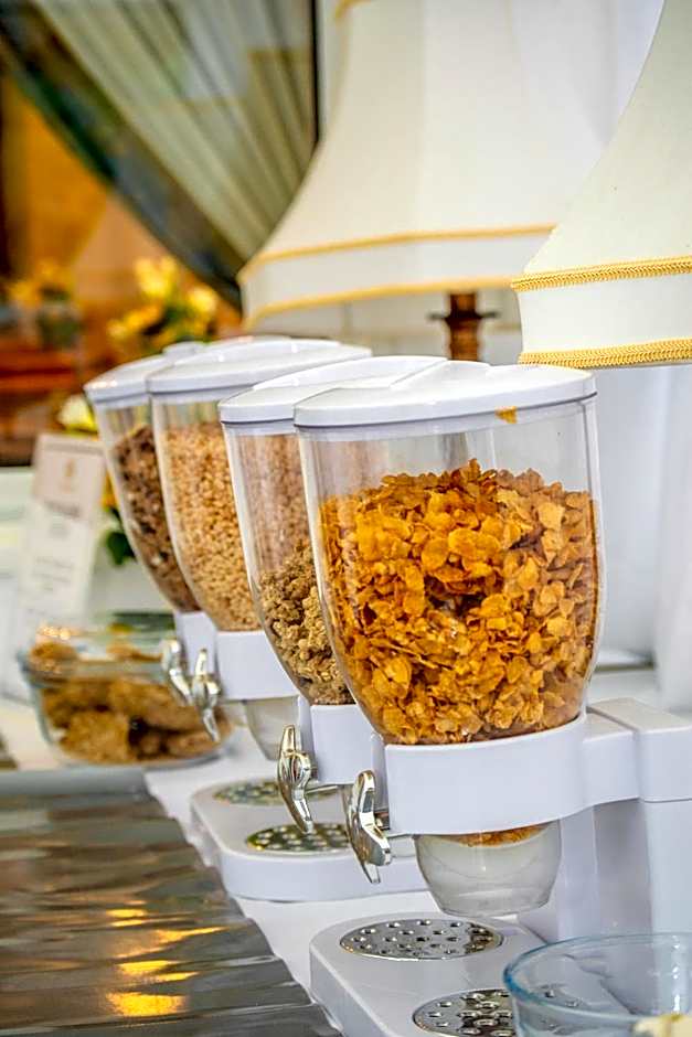 Royal Square Hotel - NEC and Birmingham Airport