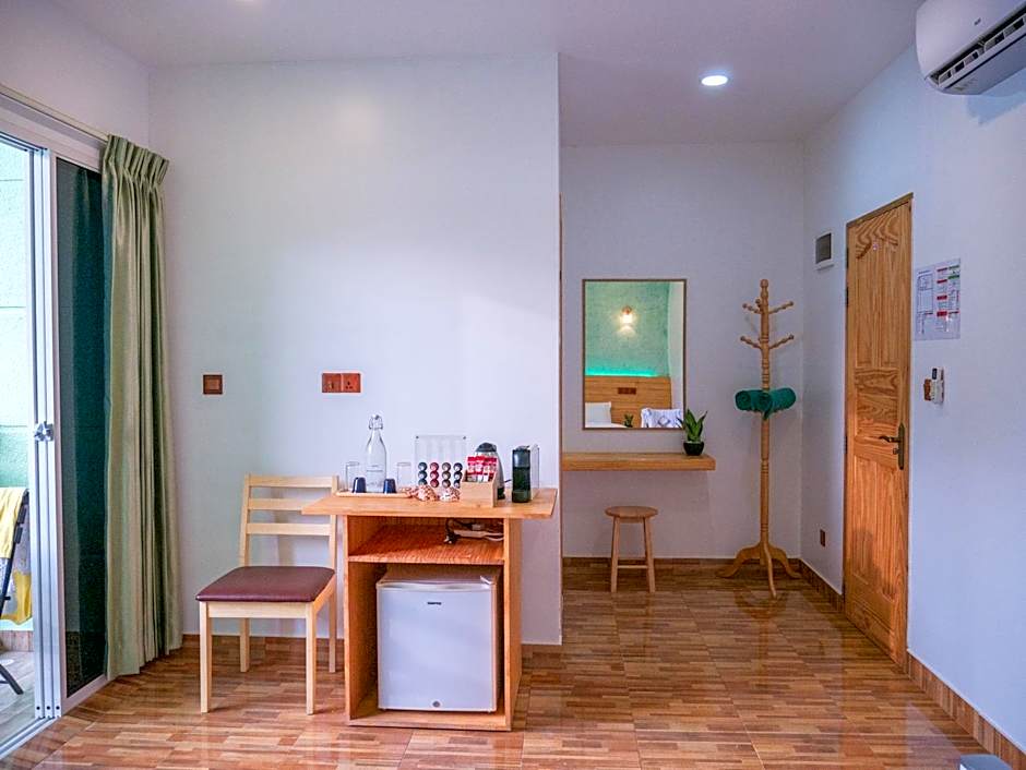 Turtle Maldives - Your Gateway to the Beach & Marine Adventures Await!