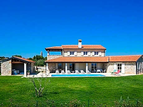 Villa Meli Comfortable holiday residence